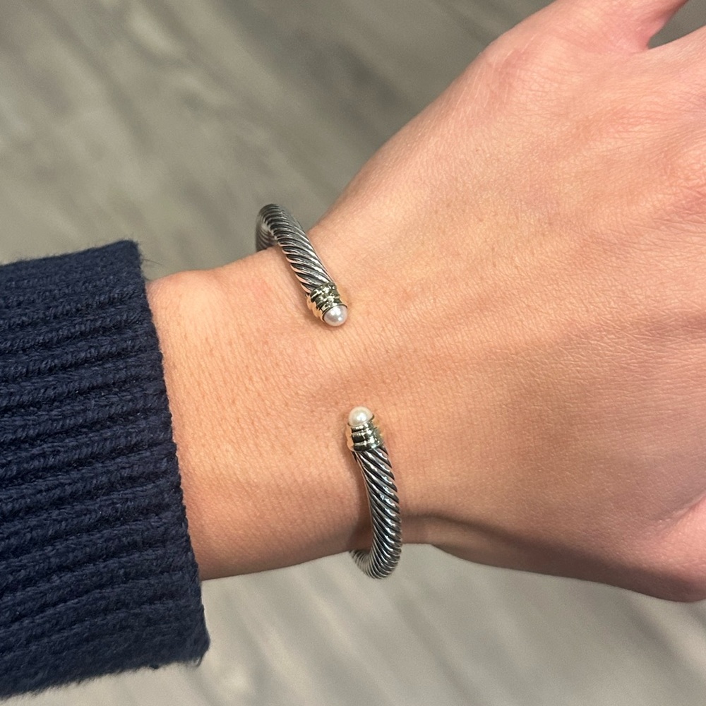 Authentic David Yurman Bracelet - 14k gold with pearls (5mm)